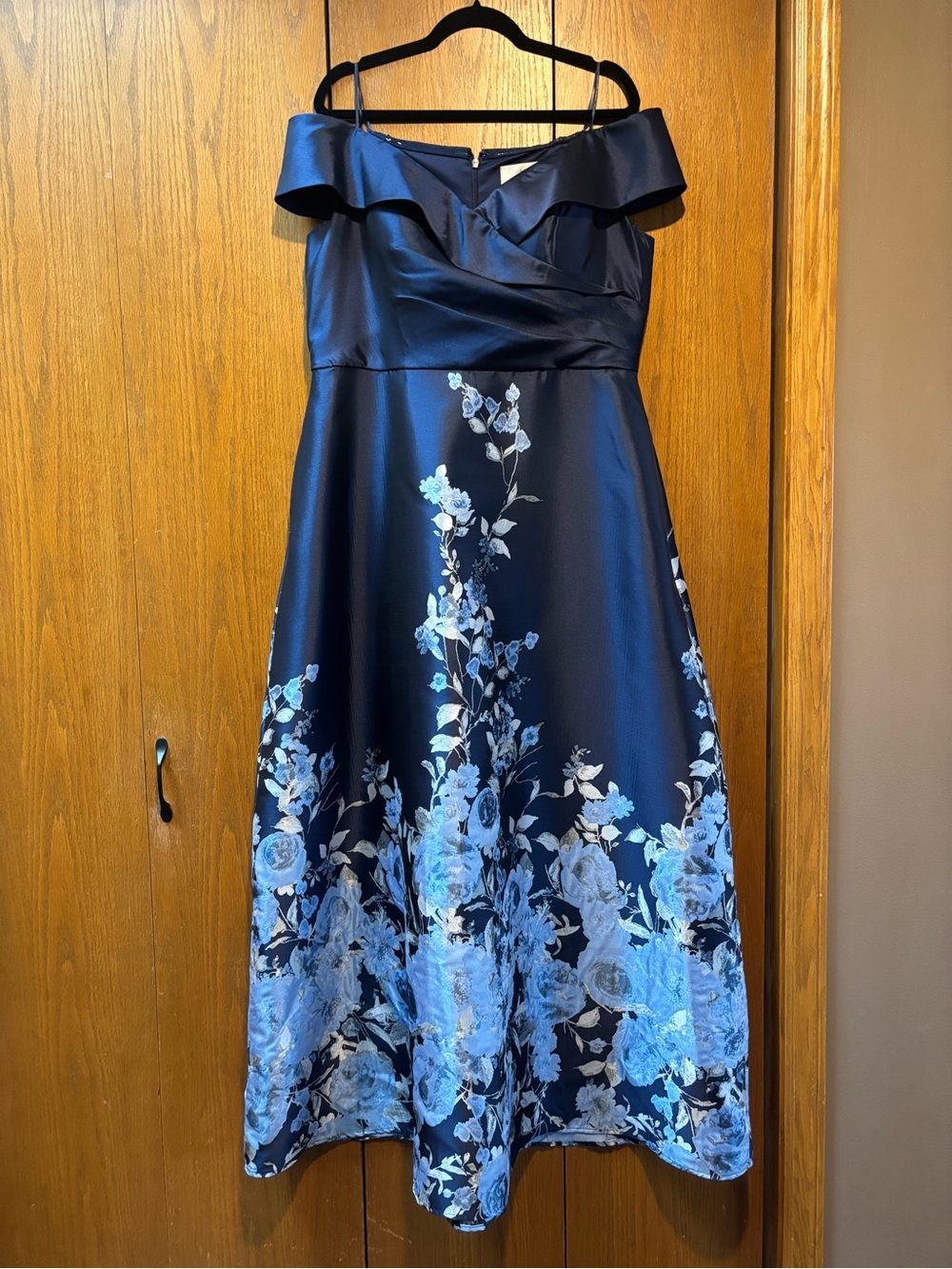 Alex Evenings Navy One-Shoulder Floral Evening Gown - Picture 6 of 9